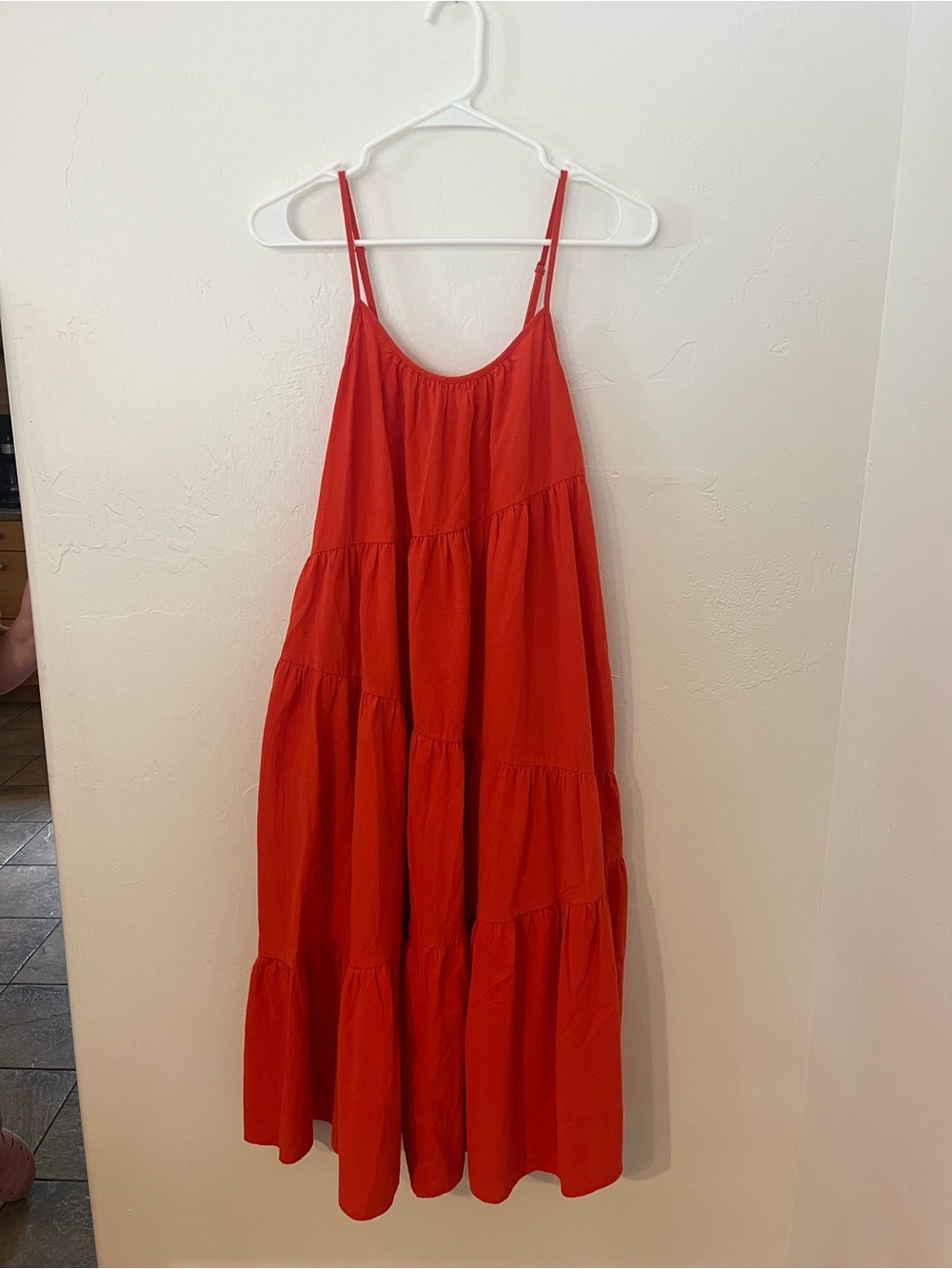Carly Jean Los Angeles Red Tiered Spaghetti Strap Midi Dress